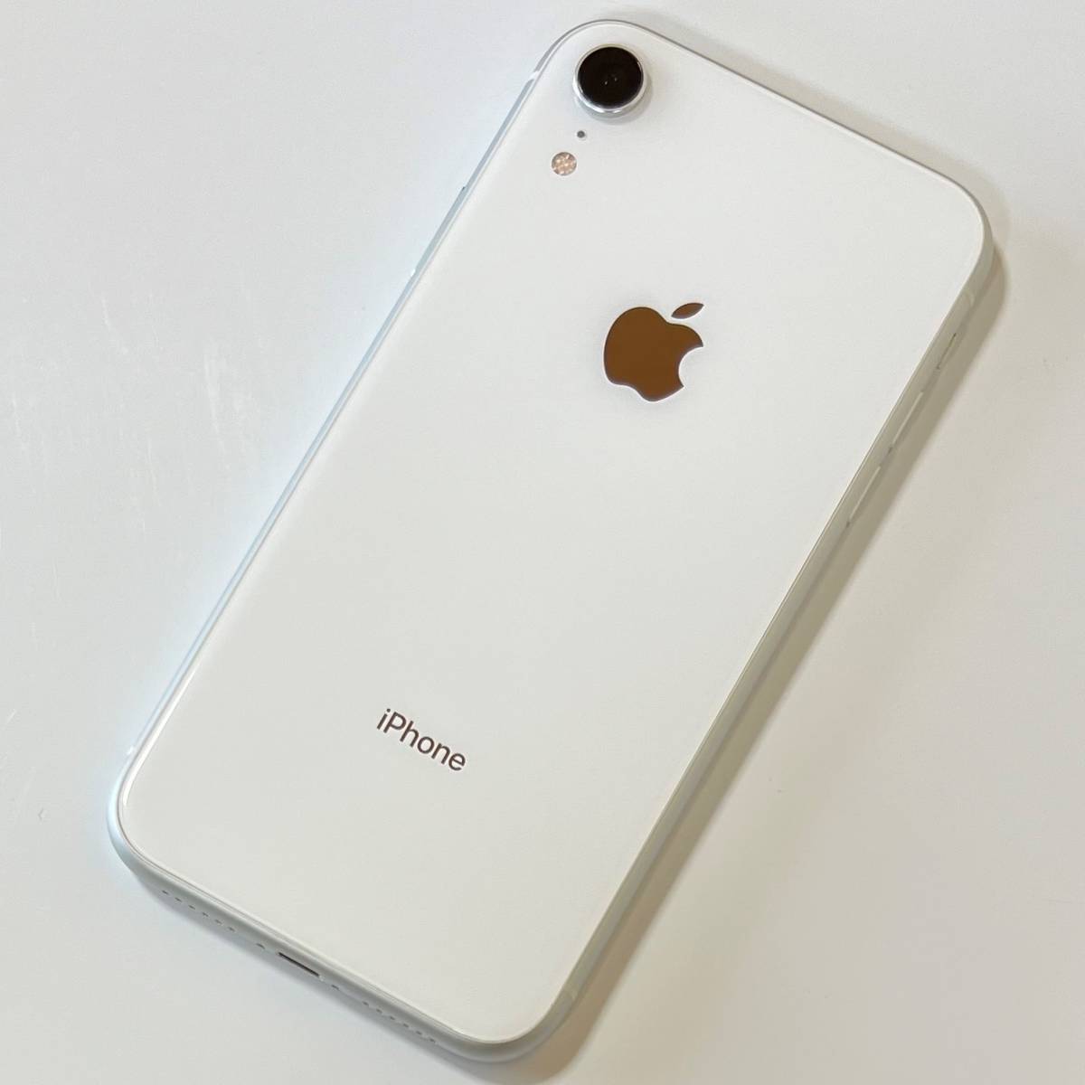 最新品通販 SIMフリー iPhone XR ホワイト 64GB NT032J/A バッテリー最大容量89％ アクティベーションロック解除済