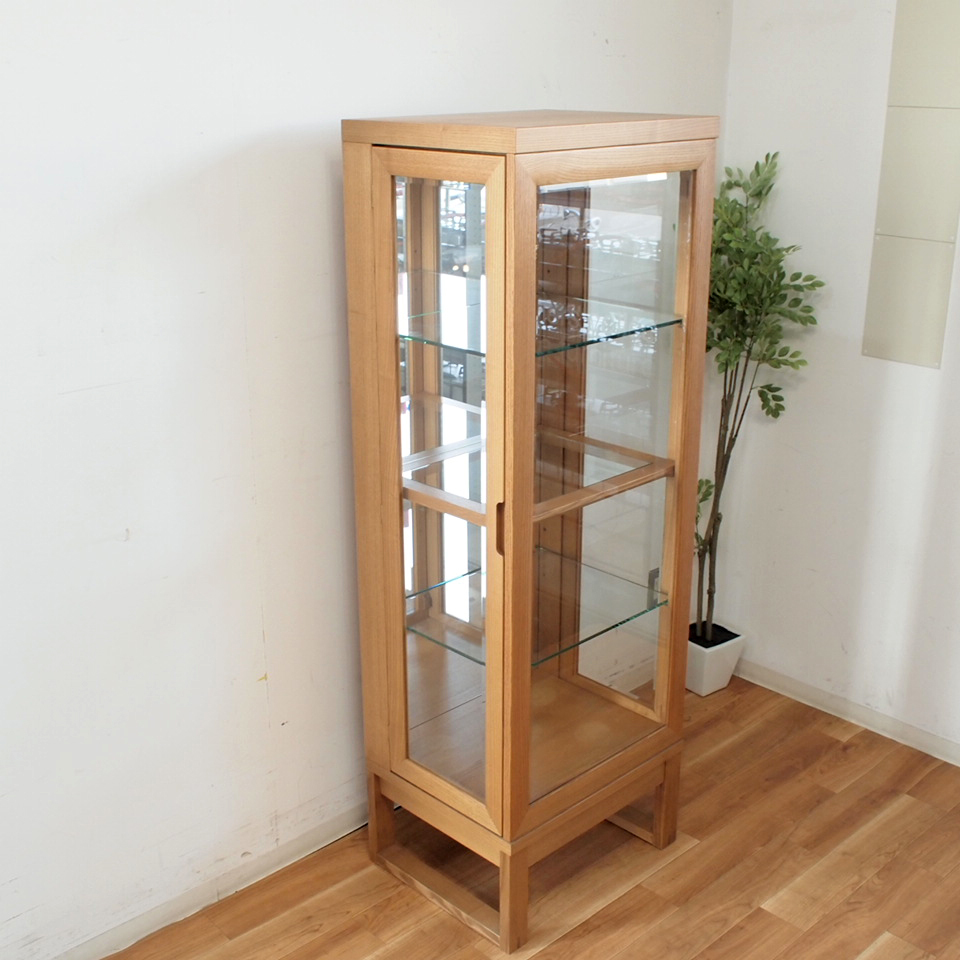 カリモク karimoku キュリオケース 飾り棚 スリム コレクション 照明付き カリモク家具 QT1810 キュリオケース コレクションボード 送料無料 日本製国産
