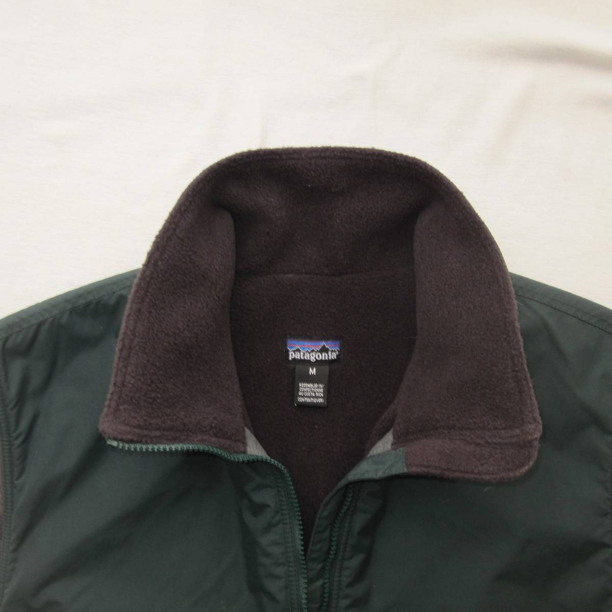 ☆デッド パタゴニア シェルドシンチラベスト(M) /patagonia