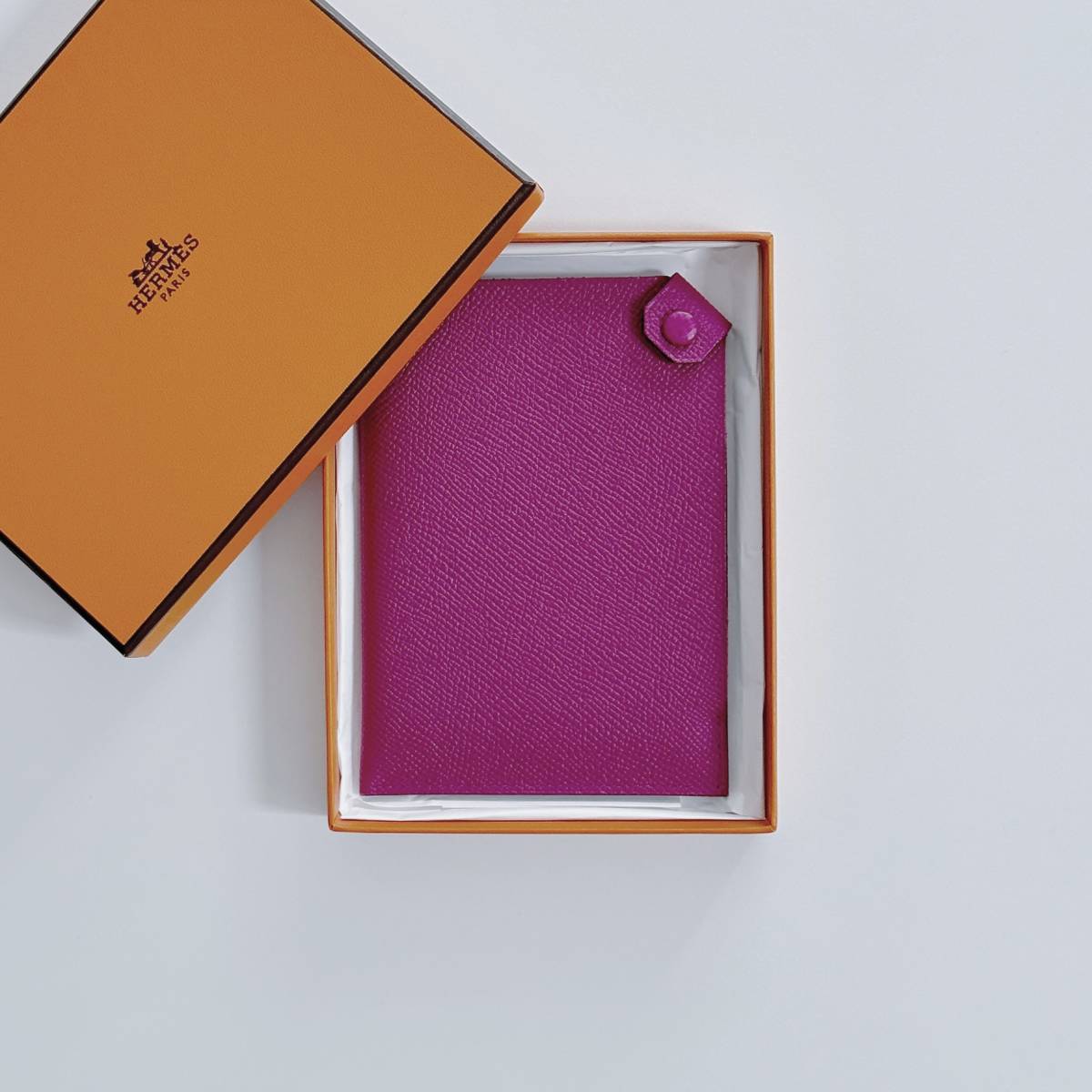 HERMES エルメス D刻印 ターマックPM レザーパスポートケース-