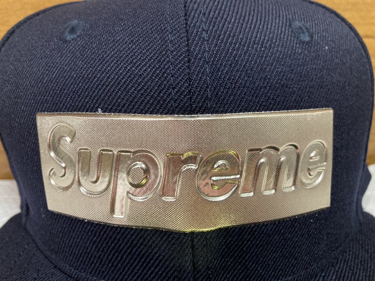 木村拓哉着用 7 5/8 新品未使用 16SS Supreme Metallic Box Logo New Era Navy シュプリーム メタリック  ニューエラ キャップ キムタク 紺