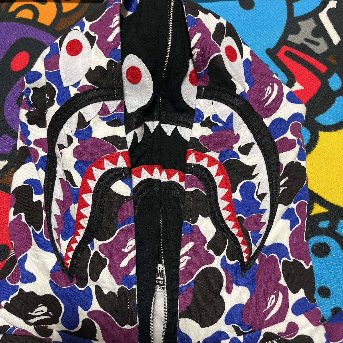 激レアA BATHING APE BAPE KAWS HONG KONG 14周年香港限定SHARK HOODIE