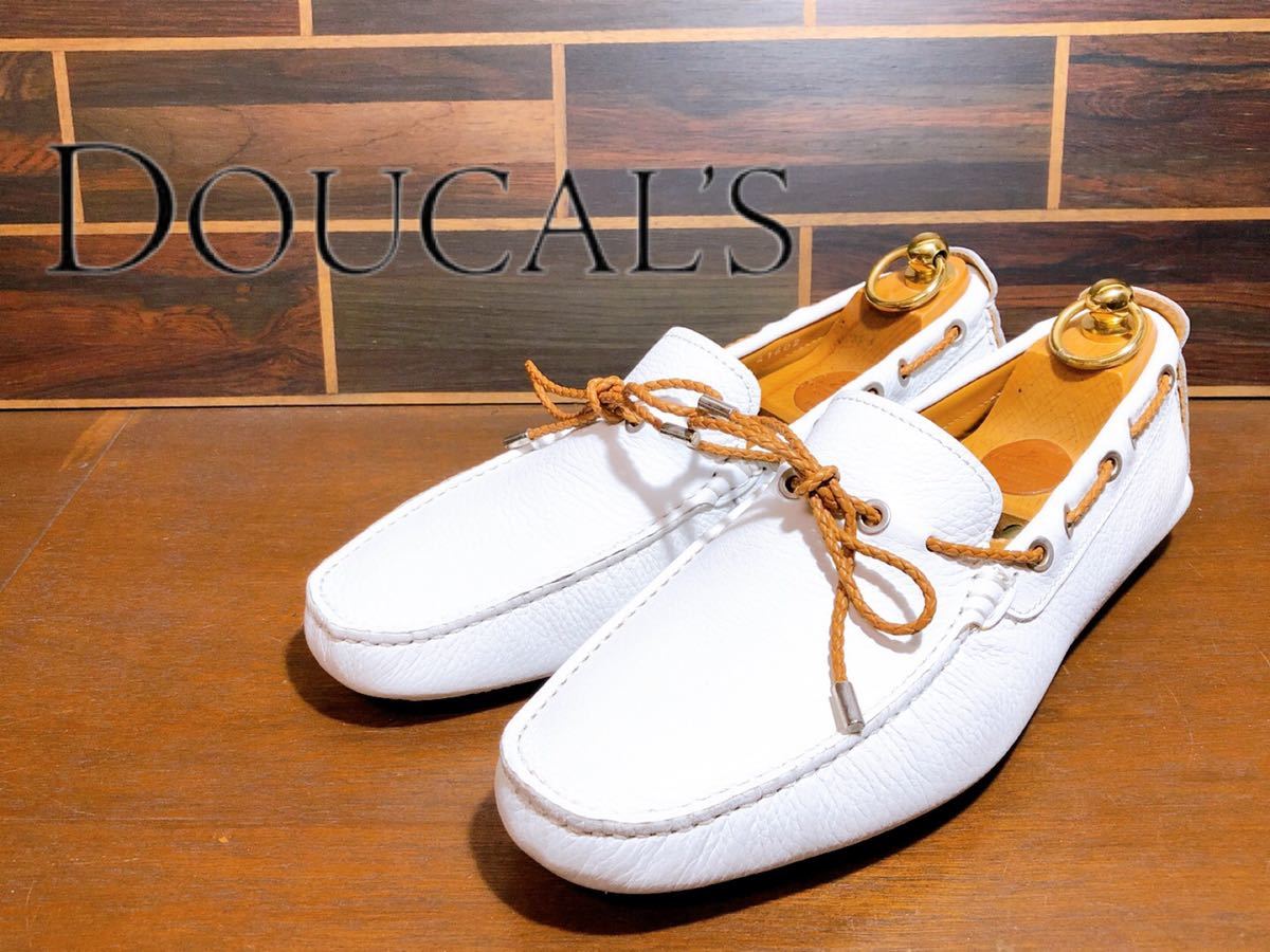 イタリア製【極美品】DOUCAL'S デュカルス 高級 ドライビングシューズ スリッポン 白 本革 レザー 40（約25cm）高級紳士靴
