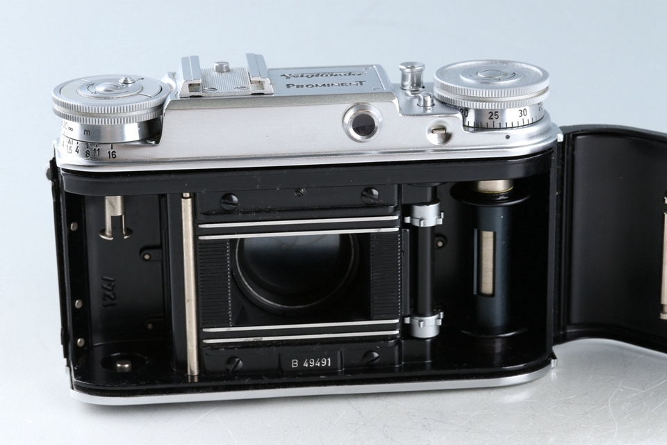 Voigtlander Prominent + Skoparon 35mm F/3.5 Lens + Turnit 3 Finder #46490D1