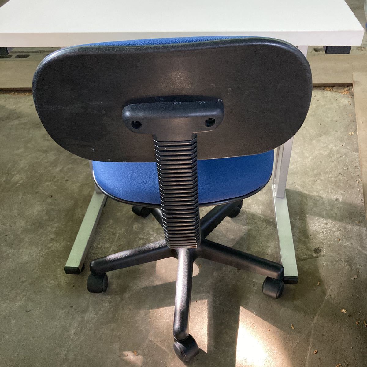* desk chair - set secondhand goods direct pick ip 