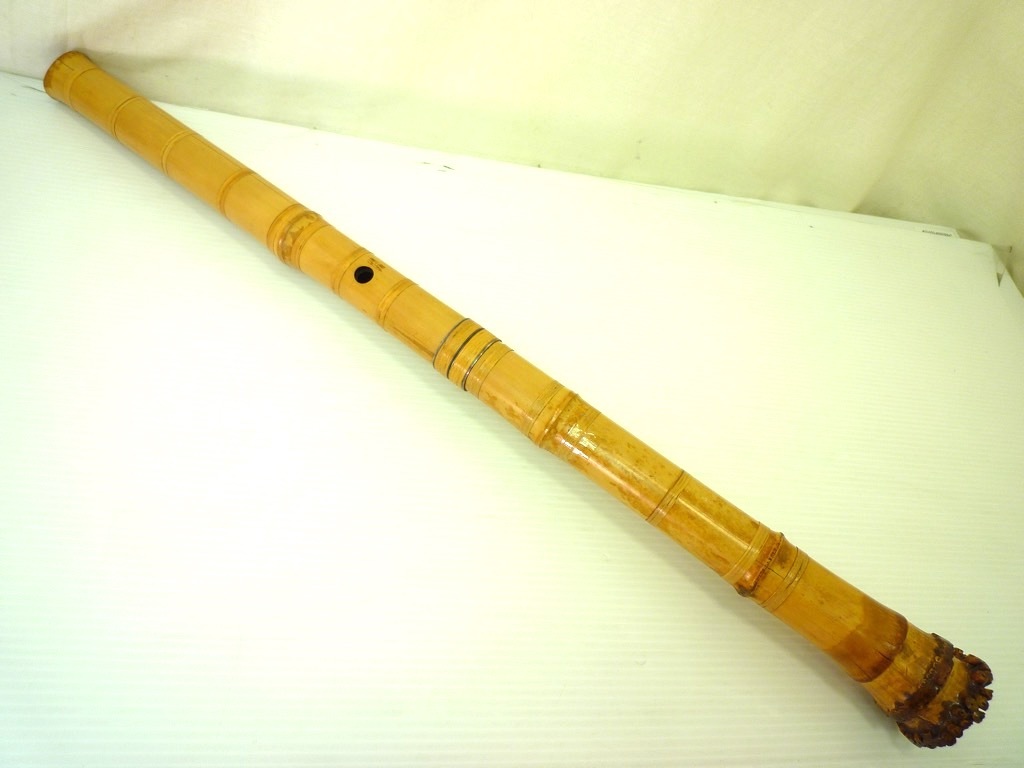 旧家蔵出 竹治銘 尺八 銀三線 藤巻 竹製 骨董 約67.5cm 歌口水牛