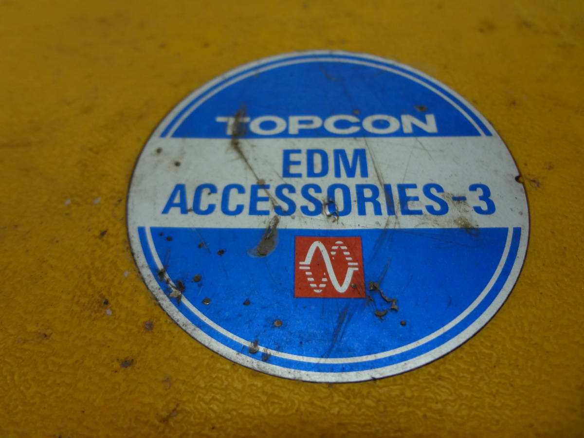 ○TOPCON トプコン EDM ACCESSORIES-3 3素子プリズム 測量機器 ○TOPCON トプコン EDM ACCESSORIES-3 3素子プリズム 測量機器