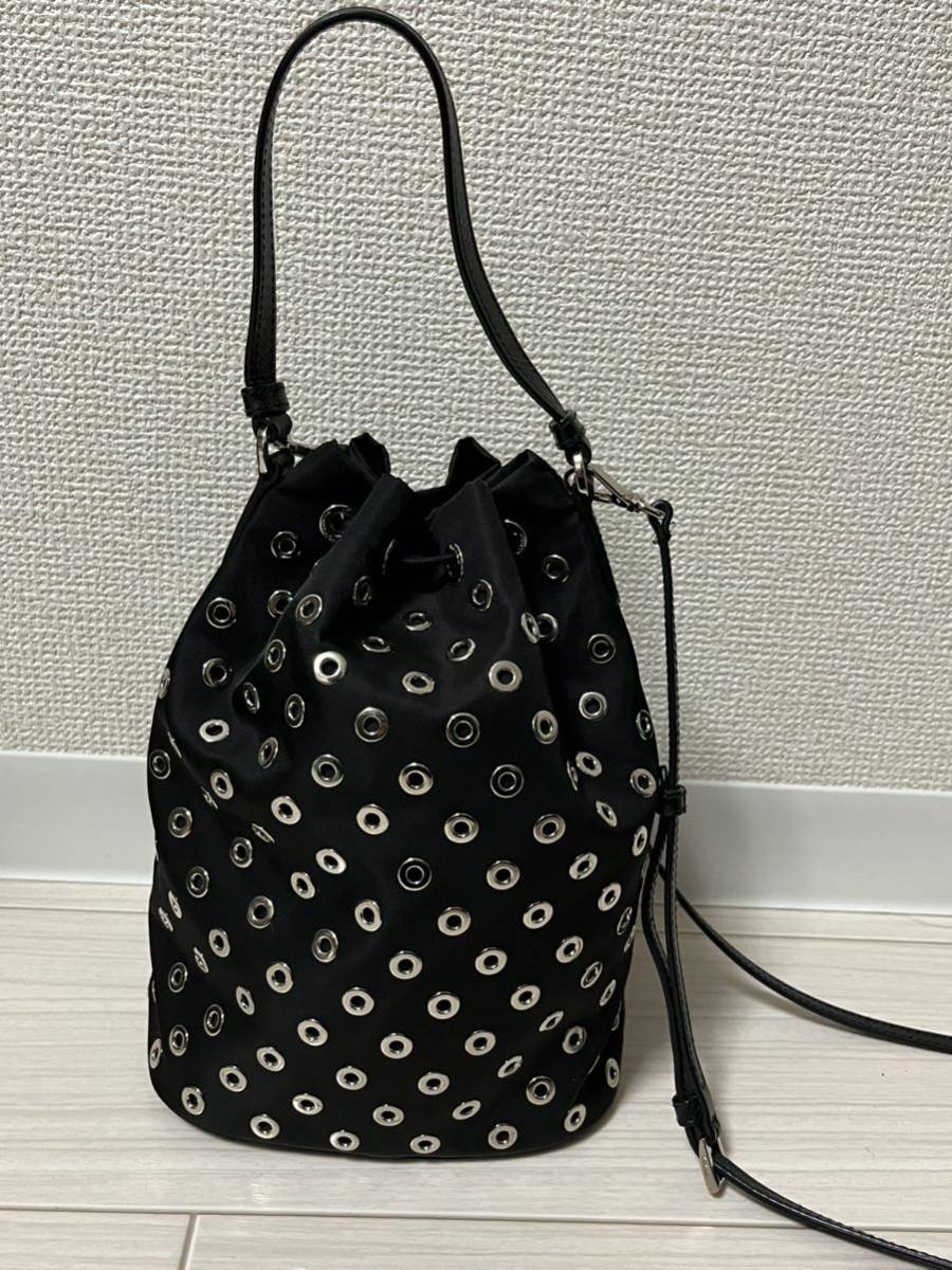 レア・美品】PRADA プラダ パンチング スタッズ 2WAYミニショルダー