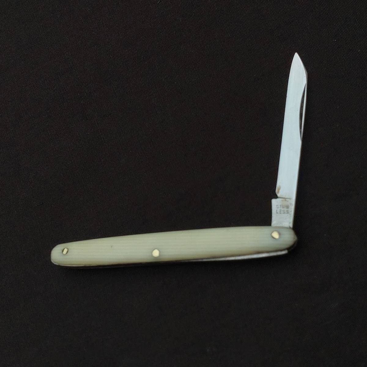 小型ナイフ 折り畳みナイフ STAINLESS 全長約110㎜ 刃長約40㎜ 刃体長約47㎜ 折り畳み時約63㎜ 携帯用刃物【3871】_画像8