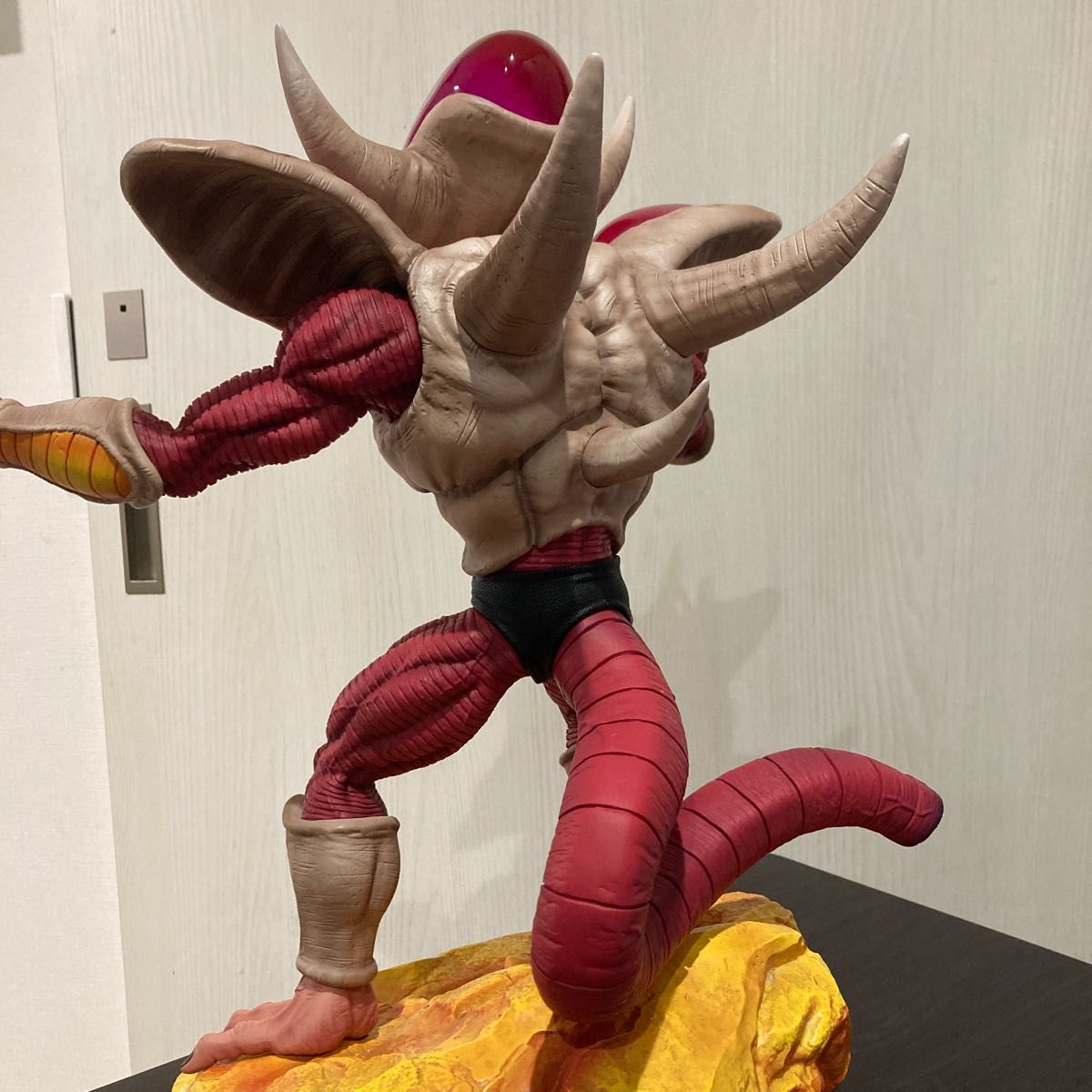 ドラゴンボールZ フリーザ第三形態 スタチュー 海外ガレージ ドラゴンボールZ フリーザ第三形態 スタチュー 海外ガレージ