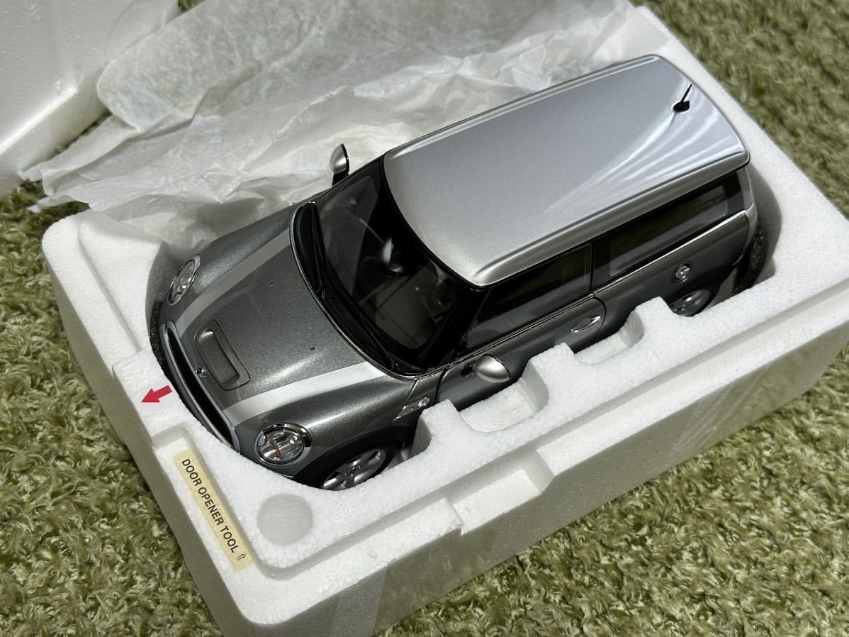 MINI純正モデルカー ミニ クーパーS クラブマン 1/18サイズ 未使用