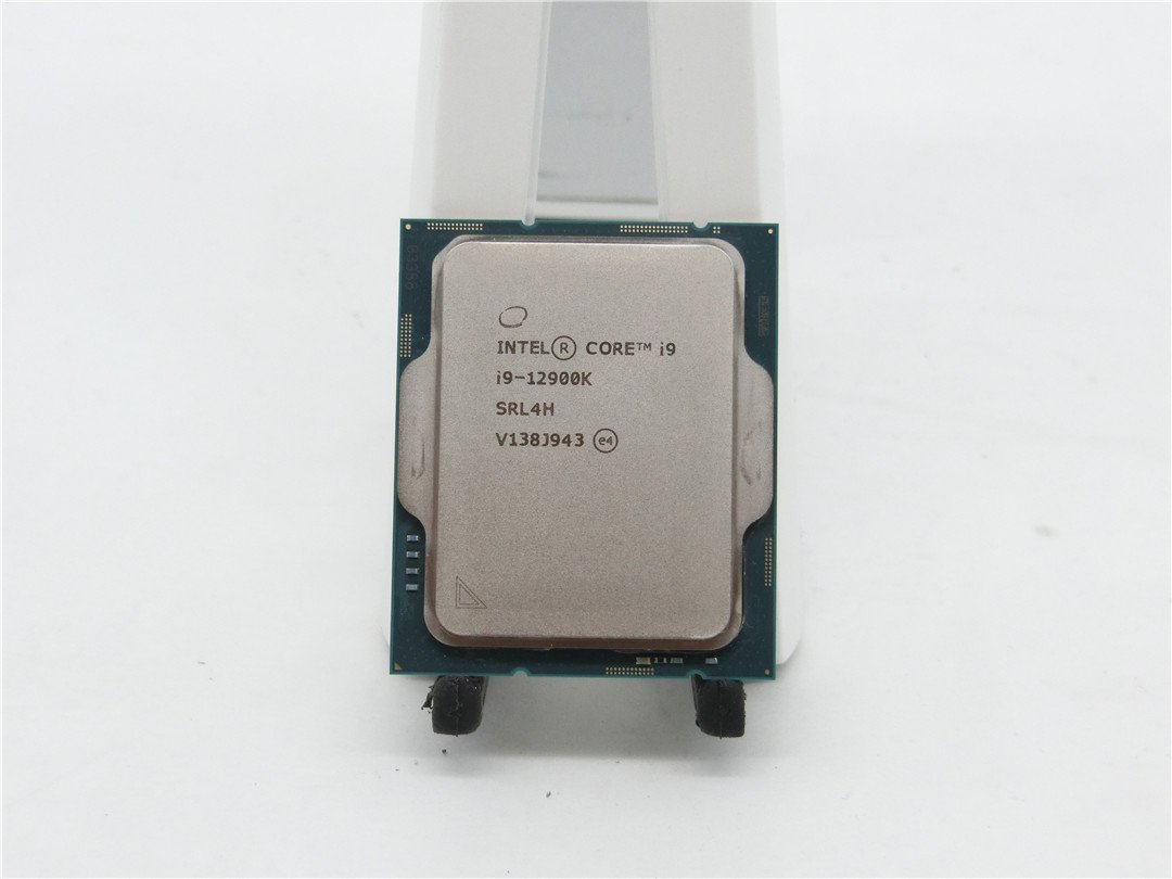 CPU インテルIntel Core I9-12900K プロセッサー 動作確認済み 送料