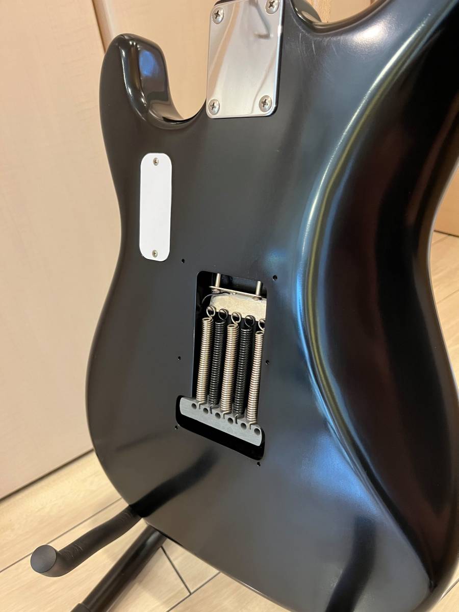 Fender Japan ST54-95LS ラッカー塗装 ハードVシェイプ レース Fender Japan ST54-95LS ラッカー塗装 ハードVシェイプ レース