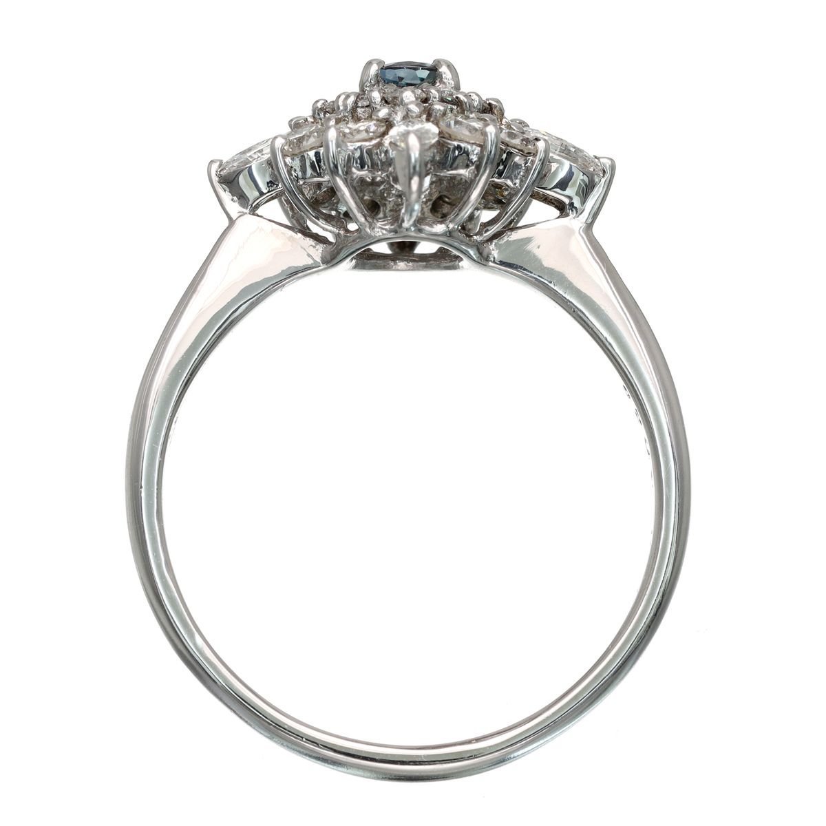 取巻きダイヤが引き立てる存在感 Pt900 アレキサンドライト ダイヤモンド リング 7.0g AX0.26ct D0.90ct 超美品 ソーティング付 ★02A91