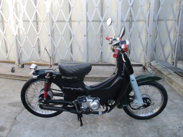 ▲9151▲ホンダ　スーパーカブ　 （Super Cub）　AA01　カスタム多数　実働　愛知