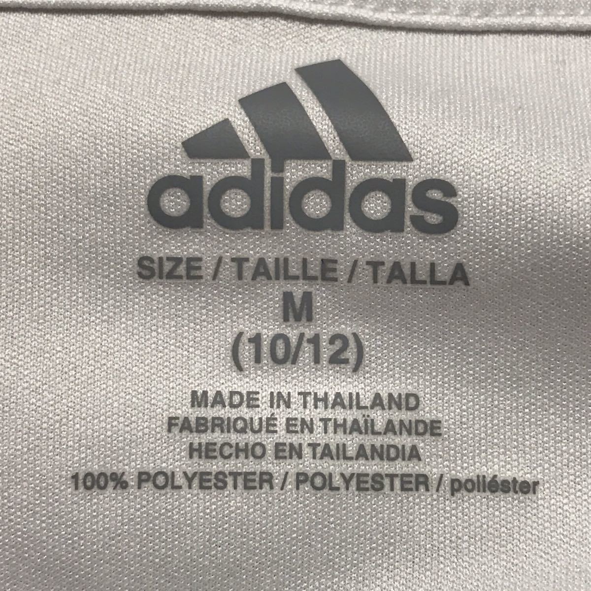 adidas KID*S SHORT SLEEVE T-SHIRTS (POLYESTER-100%) size-M( dress length 59 width of a garment 44) used ( beautiful goods ) free shipping NCNR