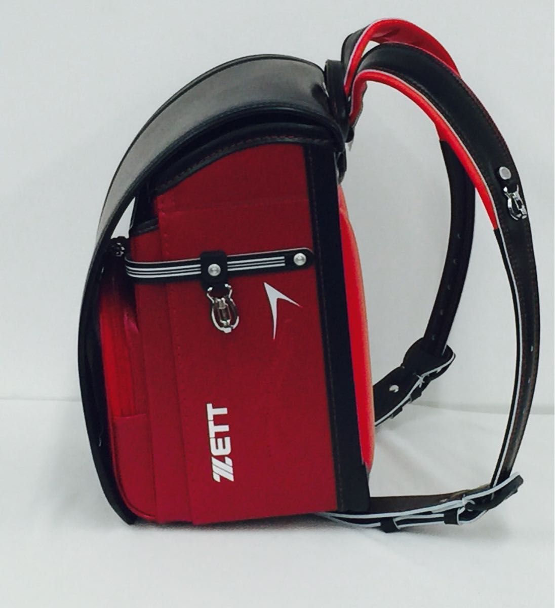 新品未使用】箱付き ZETTふわりぃ日本製ランドセル ブラック×レッド