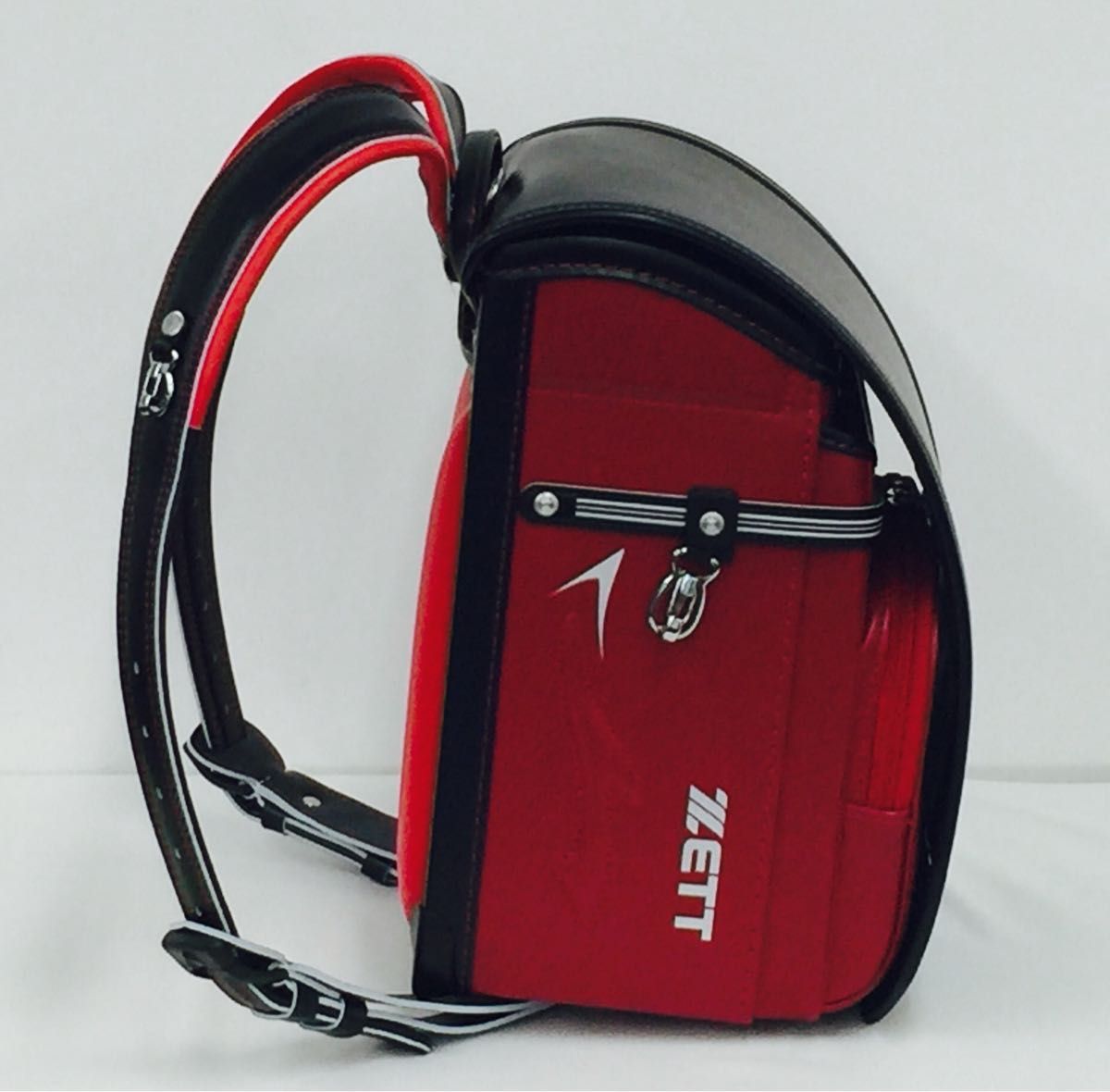 新品未使用】箱付き ZETTふわりぃ日本製ランドセル ブラック×レッド