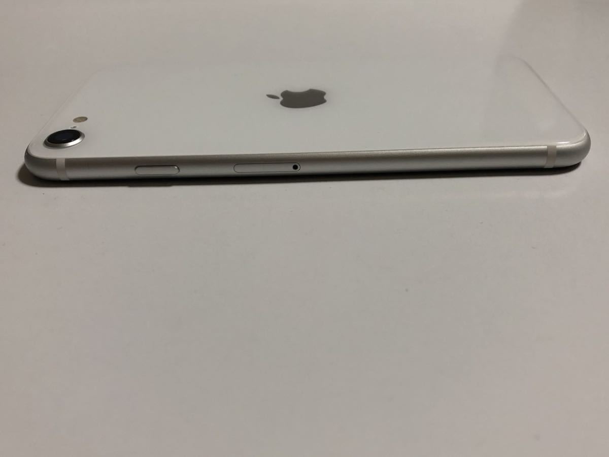 美品 SIMフリー iPhoneSE 第2世代 128GB 84% ホワイト 判定 SE2 美品 SIMフリー iPhoneSE 第2世代 128GB 84% ホワイト 判定 SE2
