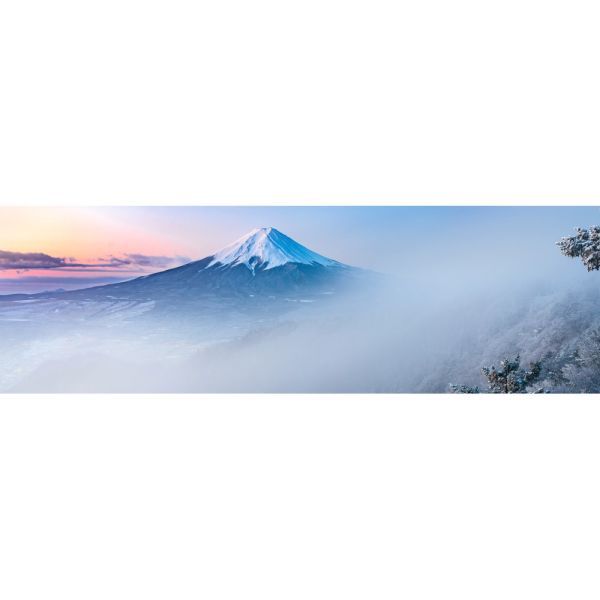【パノラマL版】富士山 降雪の朝、霧間より姿を現した富士の峰 壁紙ポスター 1843mm×576mm はがせるシール式 M014L1