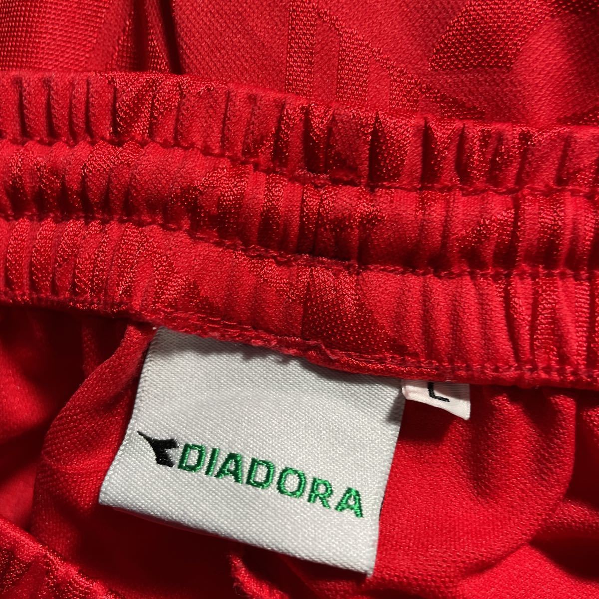ディアドラ DIADORA 赤 レッド 刺繍ロゴ サッカー トレーニング用 サッカーパンツ Lサイズ_画像9