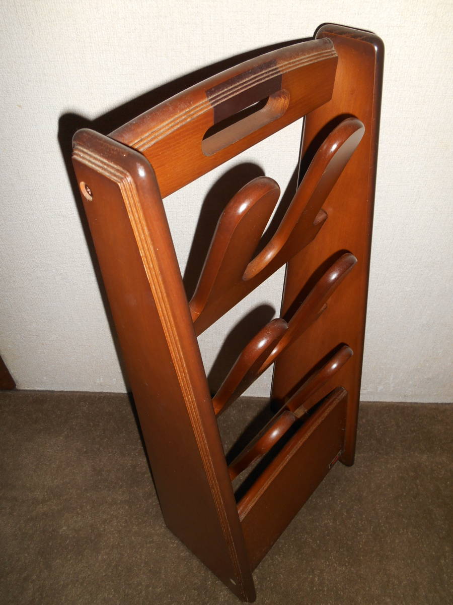  wooden slippers rack (USED)