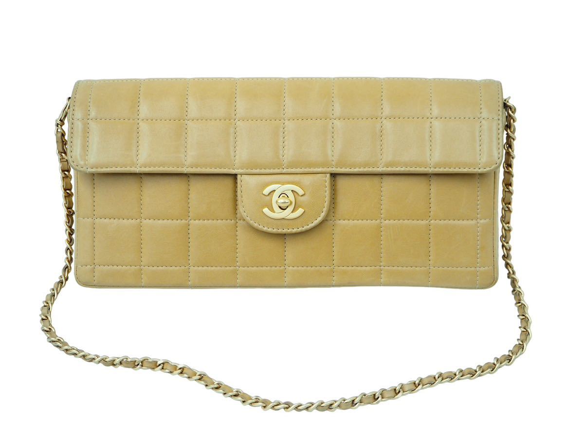 CHANEL シャネル チョコバー26 ショルダーバッグ 肩掛け ベージュ