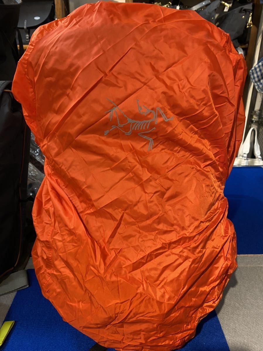 ARC’TERYX PackShelter S 50リッターサイズ　廃番色Cayenne アークテリクス　レインカバー　定価6000円　税別　新品　タグ付　未使用