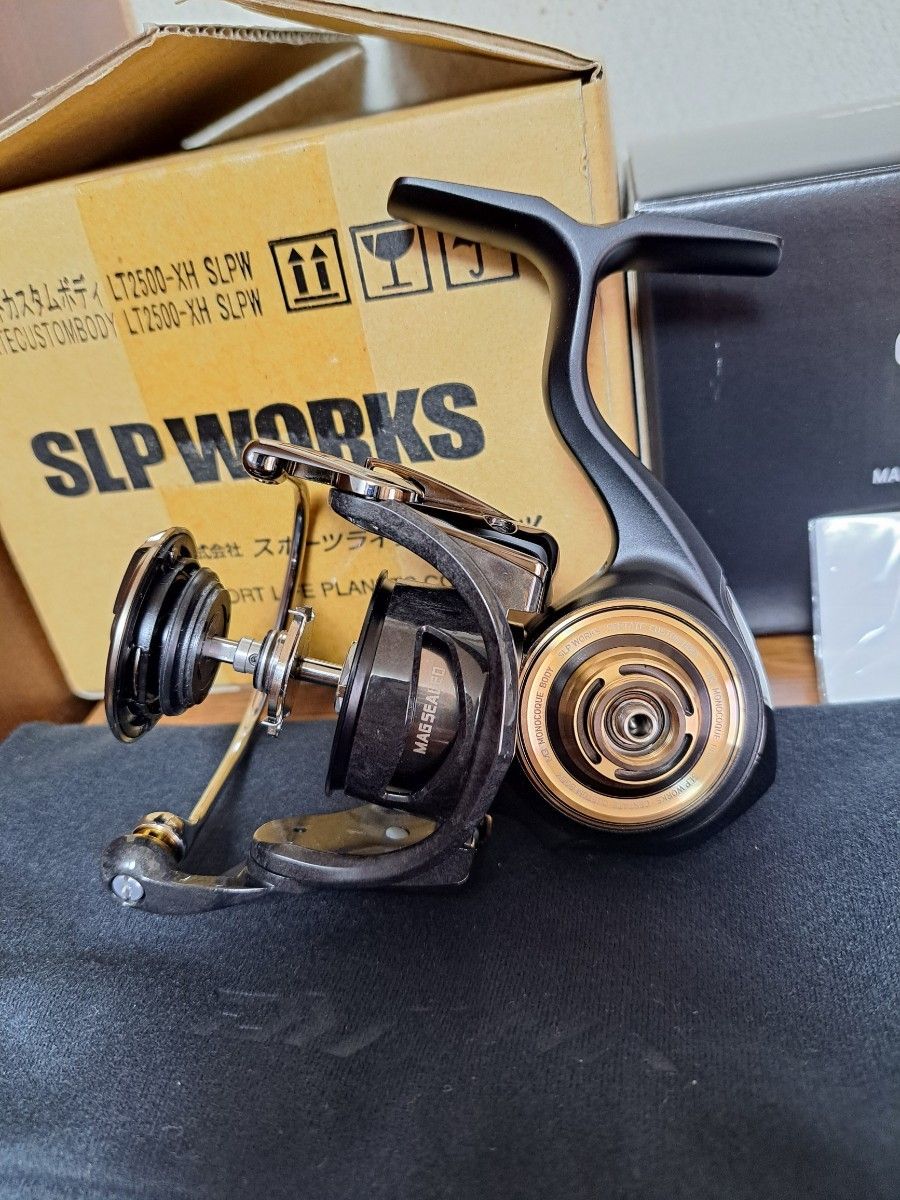 500台限定 ダイワSLP WORKS19セルテートカスタムボディLT2500―XH 500台限定 ダイワSLP WORKS19セルテートカスタムボディLT2500―XH