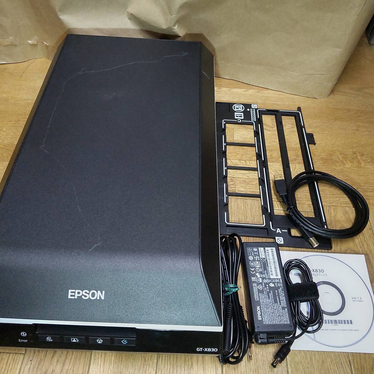EPSON GT-X830 エプソン フィルムスキャナー フィルムホルダー付属