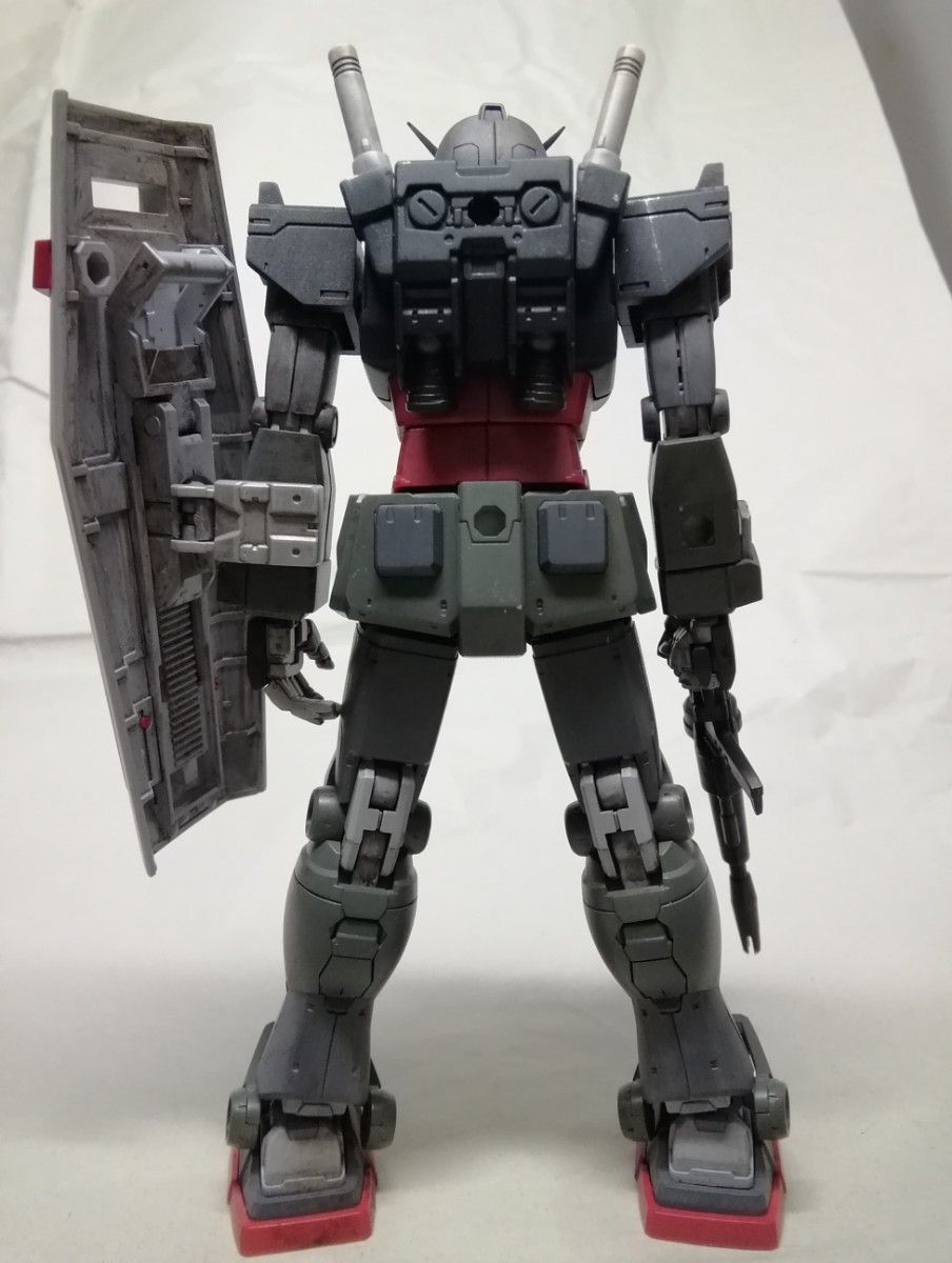 塗装済み完成品　HG　オリジンガンダム　リアルタイプカラー