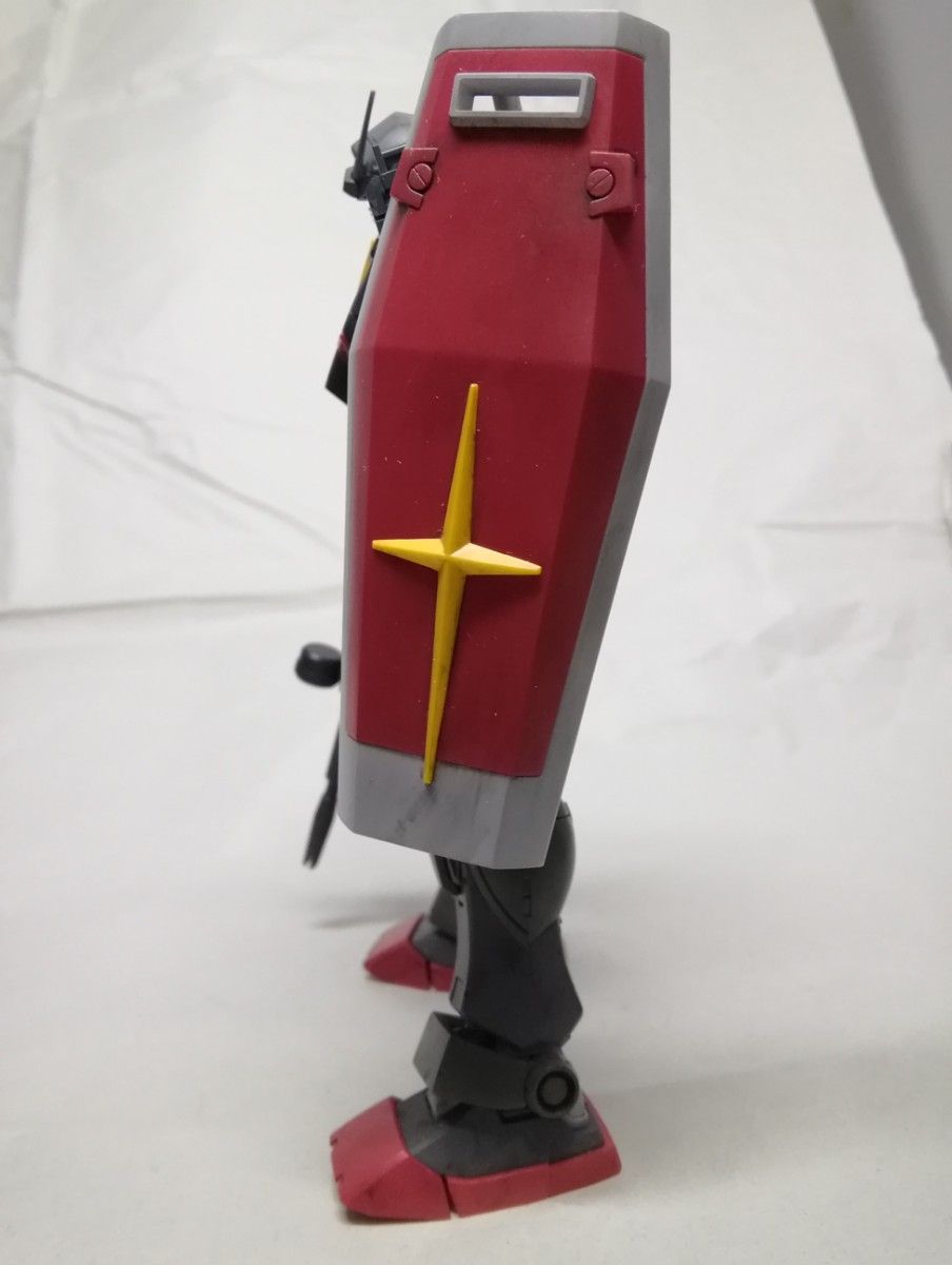 塗装済み完成品　HG　オリジンガンダム　リアルタイプカラー