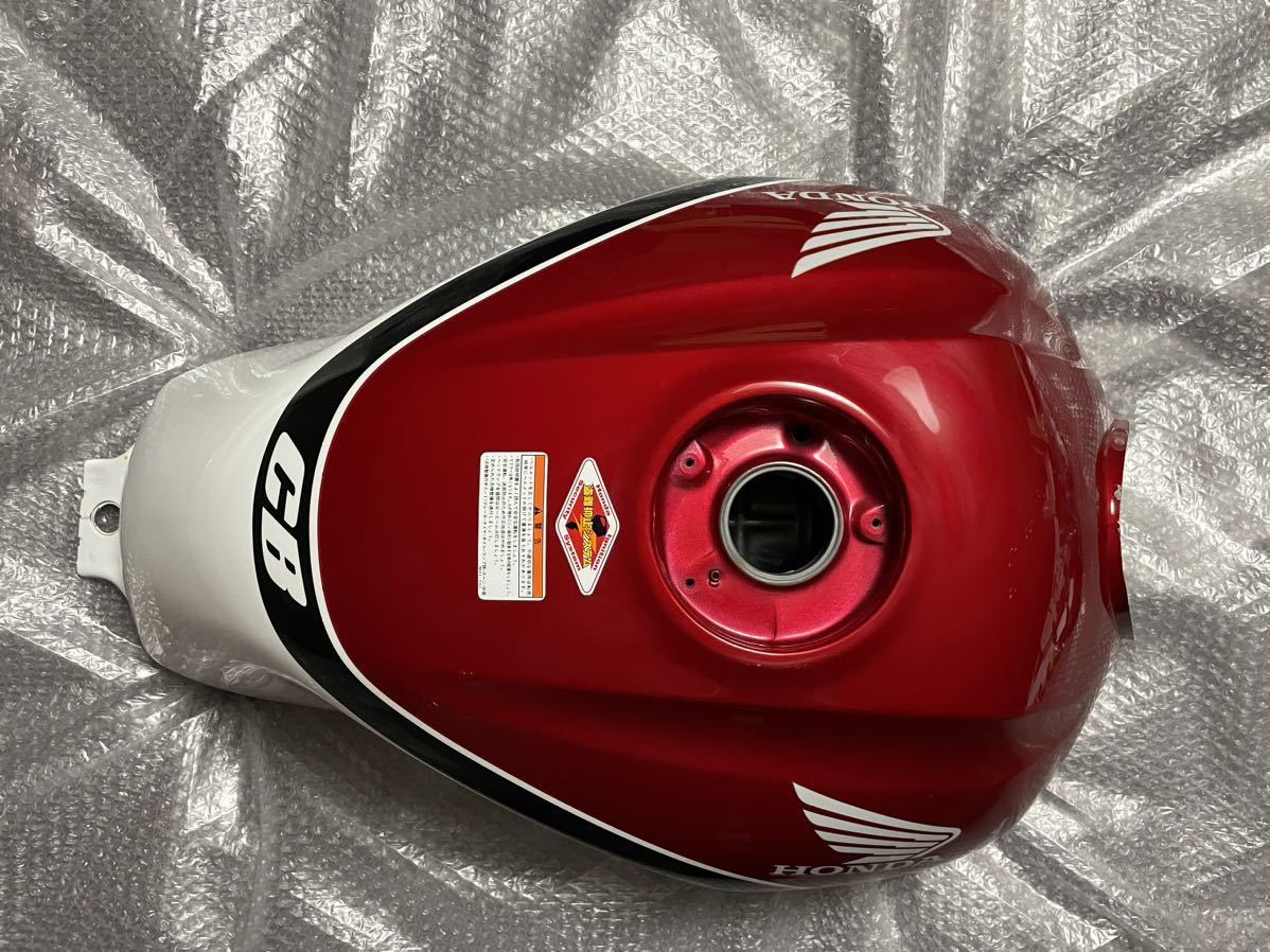 送料無料 CB400SF Vtec Spec3 タンクCBXカラー ホンダ純正品 送料無料 CB400SF Vtec Spec3 タンクCBXカラー ホンダ純正品