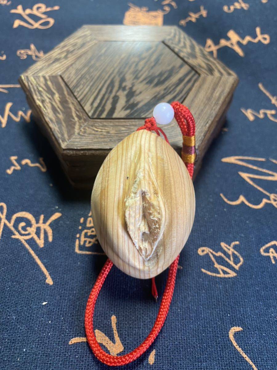  decided * old fine art .. thing fragrance. is good tree .. tree netsuke woman vessel woman . shunga .. man root handicraft beautiful goods netsuke 