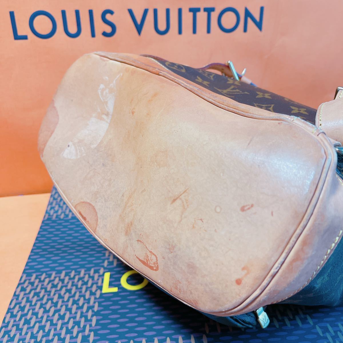 LOUIS VUITTON ルイヴィトン モンスリ GM リュックサックバックパック モノグラム リュック ジャイアント オンザゴー_画像4