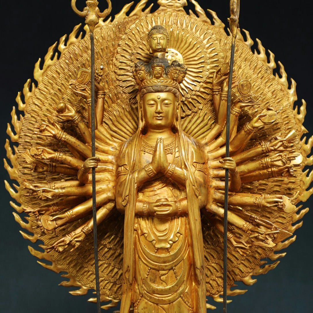 驚きの値段で】 施銅鎏金 藏传 観音坐像 古銅製 乾隆 塗金 仏像 