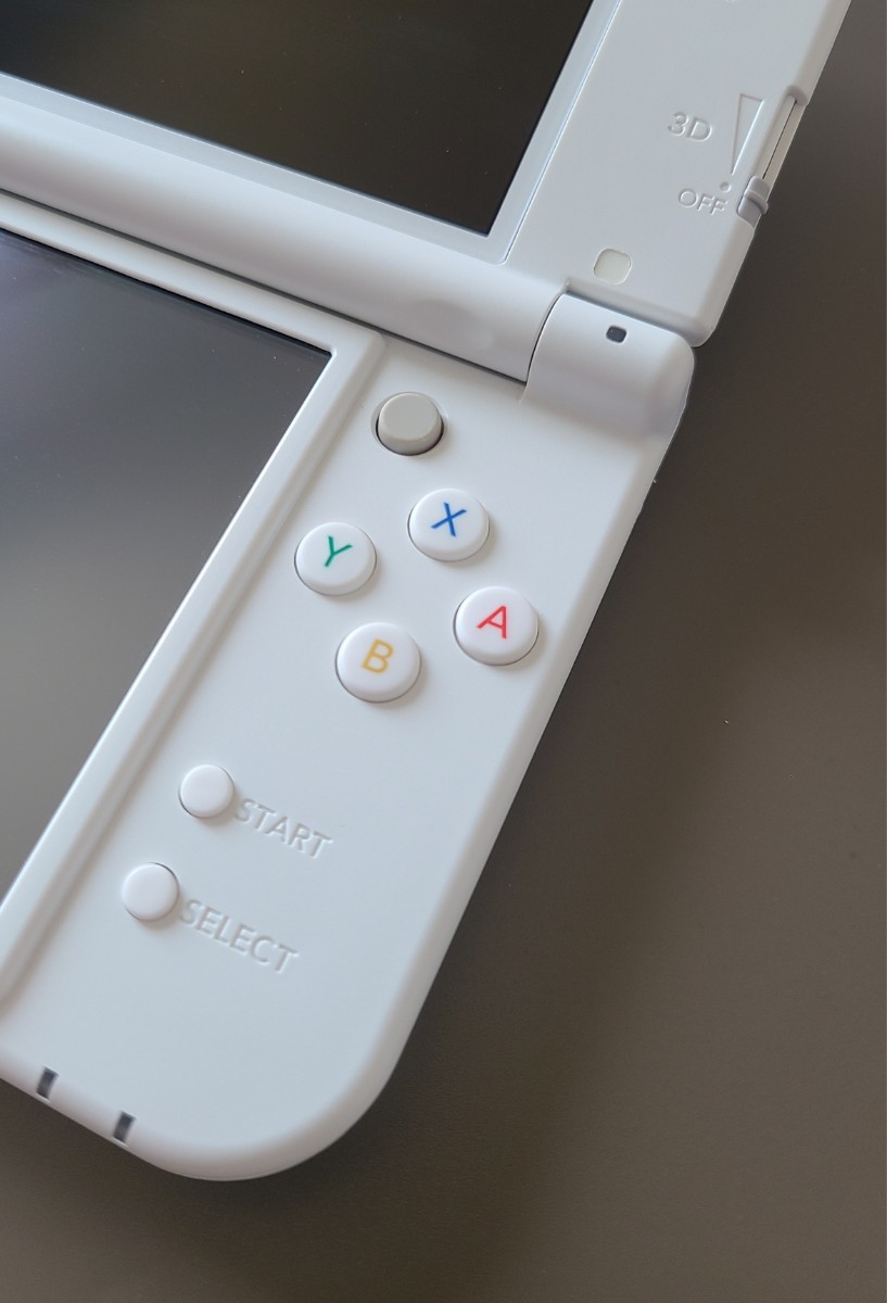 NEWニンテンドー3DS LL パールホワイト Nintendo 3DS LL PERL WHITE 3DSLL NEW3ds 白　充電器