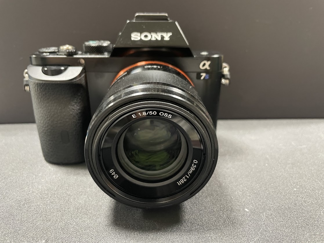 1円スタート) SONY α7S ILCE-7S ボディ SONY製レンズ3個、おまけつき_画像5