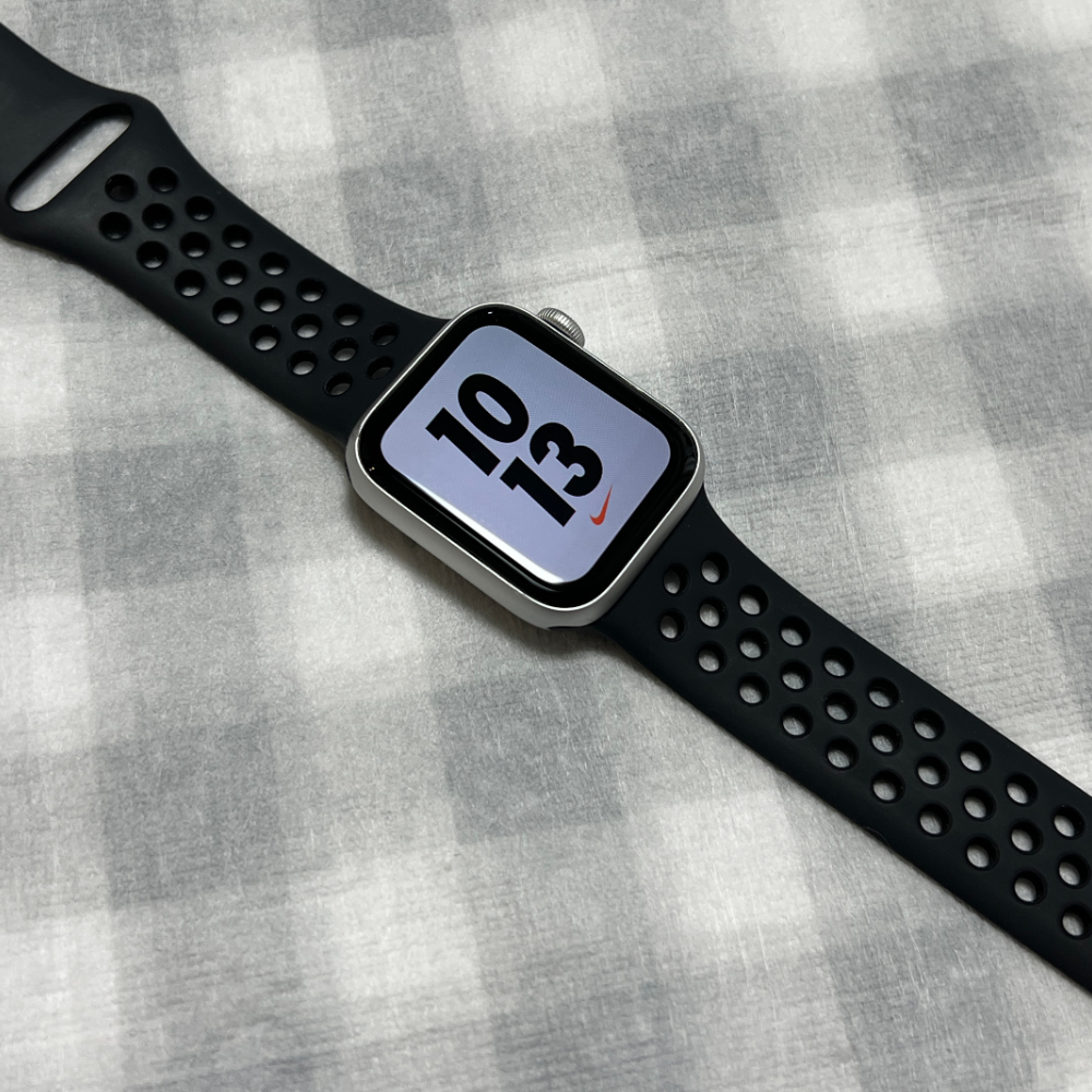 ☆Apple Watch☆ SE 40mm GPS NIKE Silver - JChere雅虎拍卖代购