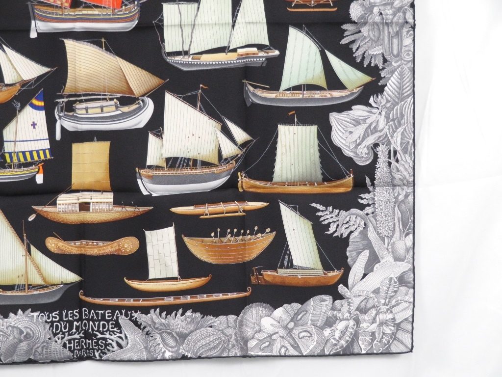 未使用 エルメス カレ 90 Tous Les Bateaux du Monde 世界の帆船 スカーフ 【A66022】箱 
