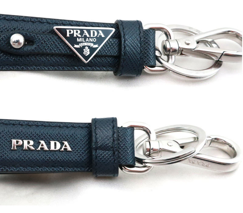  unused Prada PRADA key ring key holder triangle metal plate safia-no leather BALTICO 2PP68T /32444