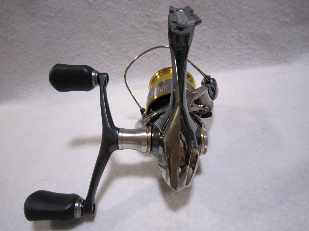美品☆シマノ 14 ステラ C3000SDH☆SHIMANO 14 STELLA C3000SDH