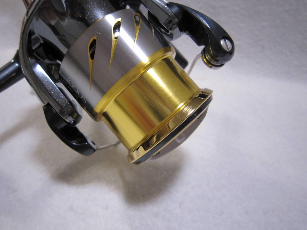美品☆シマノ 14 ステラ C3000SDH☆SHIMANO 14 STELLA C3000SDH