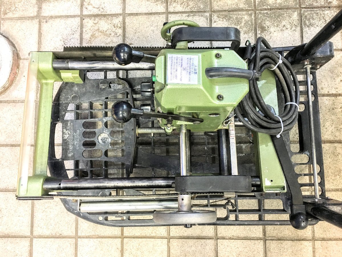 中古品 makita マキタ 大入レルーター 2516_画像3