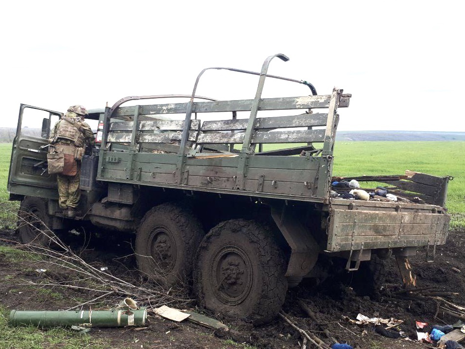 ■ ICM 【希少】 1/35 ロシアZ軍 ZiL-131 6x6 カーゴトラック_参考写真；ロシアZ軍投棄イジューム戦区