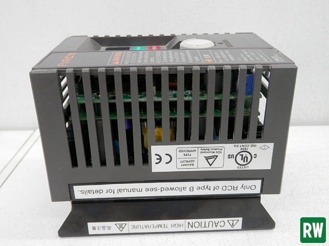インバータ 富士電機/FUJI FVR0.4C11S-2 AC200V 0.4KW 動作確認済 配電用品 DIY [4]_画像5