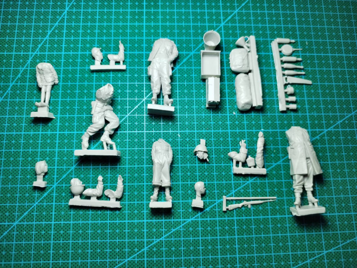 [ scale 1/35] resin resin figure kit America. ..3 person child 2 person car less not yet painting unassembly F3005