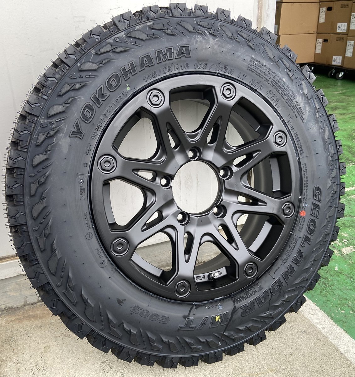 タイヤ・ホイールセット ジムニー JB64 JB23 JA BDX08 ヨコハマ ジオランダー MT G003 185/85R16 16インチ