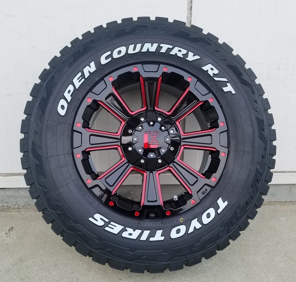 New!!デリカD5 エクストレイル RAV4 CX5 16インチ トーヨー オープンカントリー RT 235/70R16 225/70R16 ホワイトレター タイヤホイール_画像3