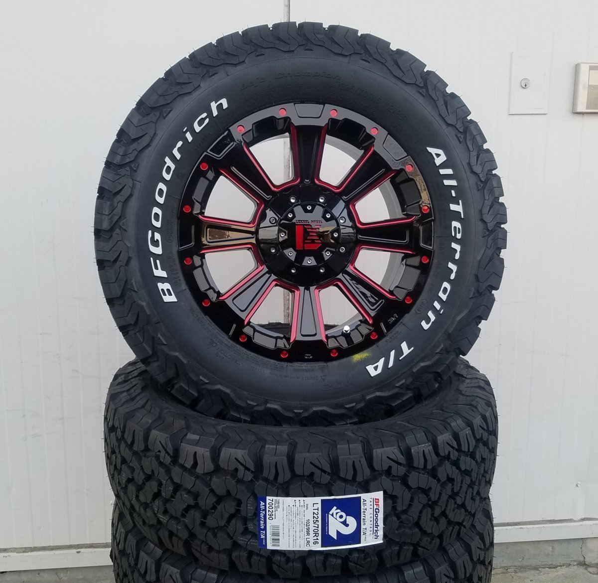 デリカ D5 エクストレイル RAV4 人気 タイヤホイール BF グッドリッチ KO2 ホワイトレター 215/70R16 225/70R16 16インチ DeathRock_画像8